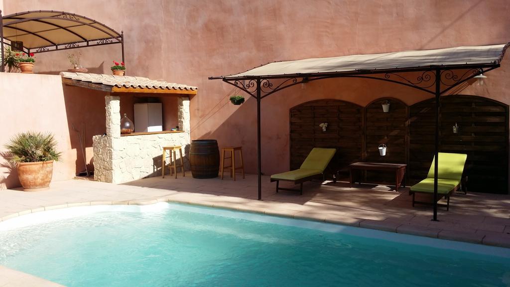 Les Portes Du Soleil Bed & Breakfast Capestang Dış mekan fotoğraf